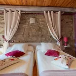 Le Moulin Du Chambon 6/8 Pers Les Bessons
