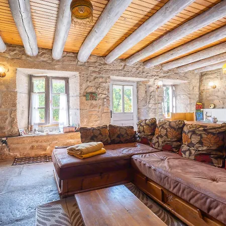 Le Moulin Du Chambon 6/8 Pers Les Bessons