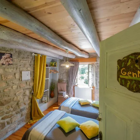 Le Moulin Du Chambon 6/8 Pers Feriehus Les Bessons