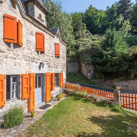 Le Moulin Du Chambon 6/8 Pers Feriehus